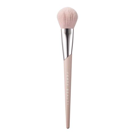 fenty beauty bronzer brush.